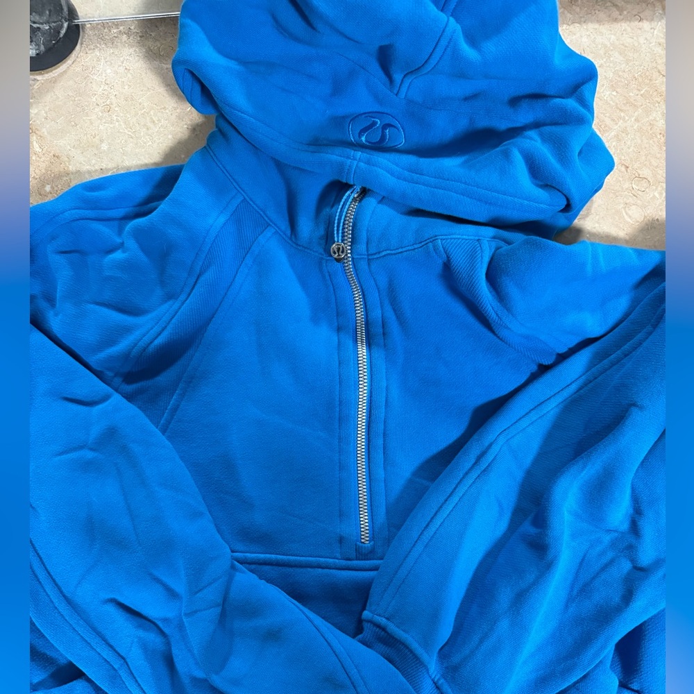 Lululemon Scuba